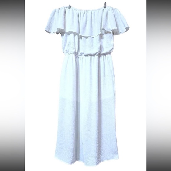 All White ruffle off-shoulder elastic waist one-piece jumpsuit Women’s Size 2XL - Picture 3 of 11